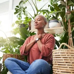 Vivre instant present avec la sophrologie